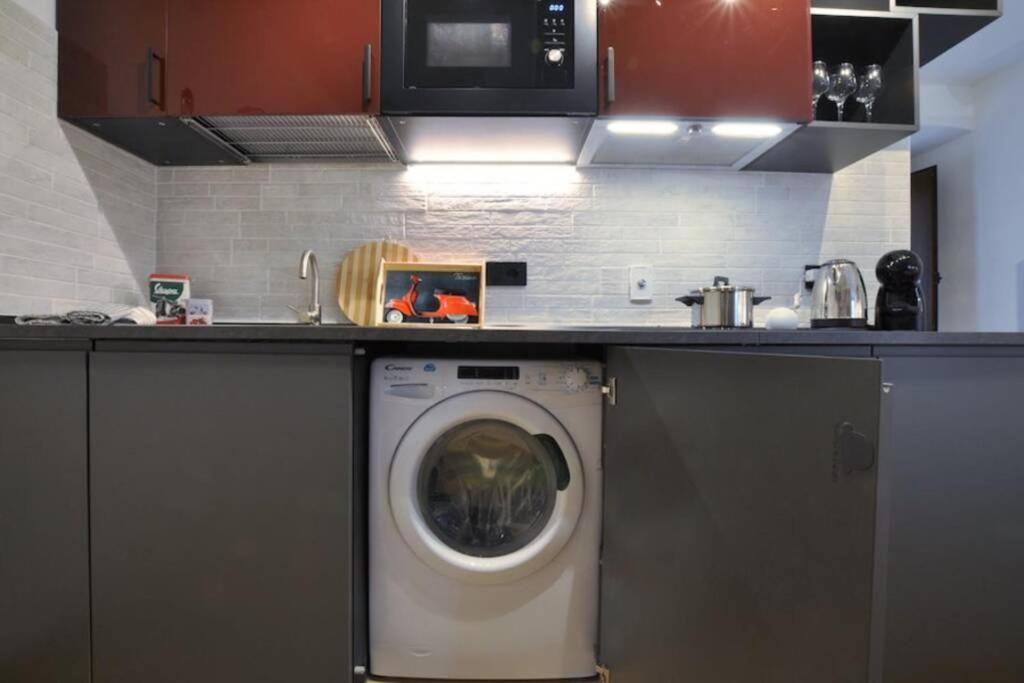Special 10 - Comfort And Style In The Heart Of Historic Turin Center Exteriör bild